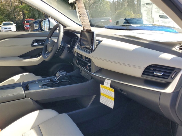 2025 Nissan Rogue SV photo 22