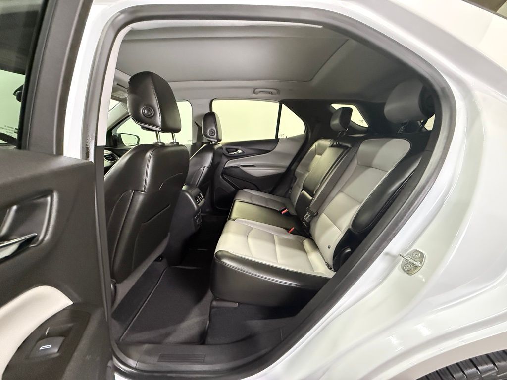 2020 Chevrolet Equinox Premier photo 17
