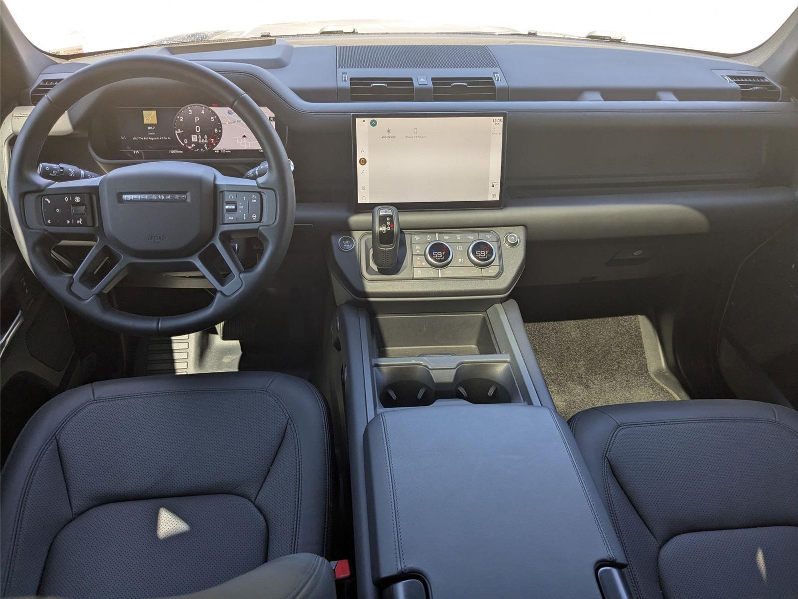 2025 Land Rover Defender S photo 12