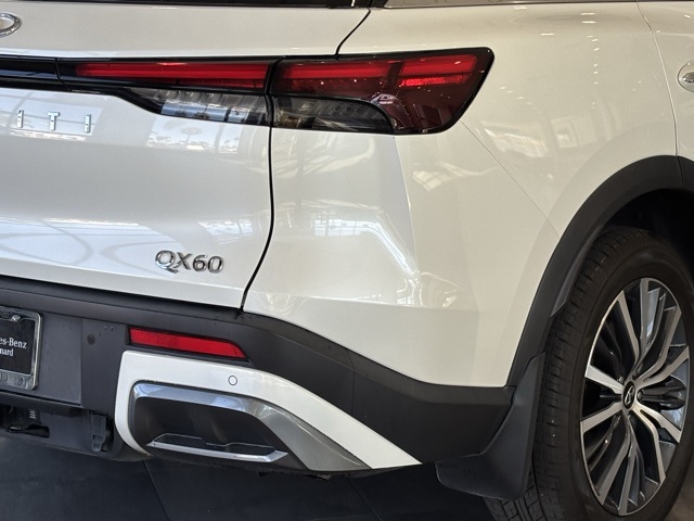 2023 Infiniti QX60 Sensory photo 4