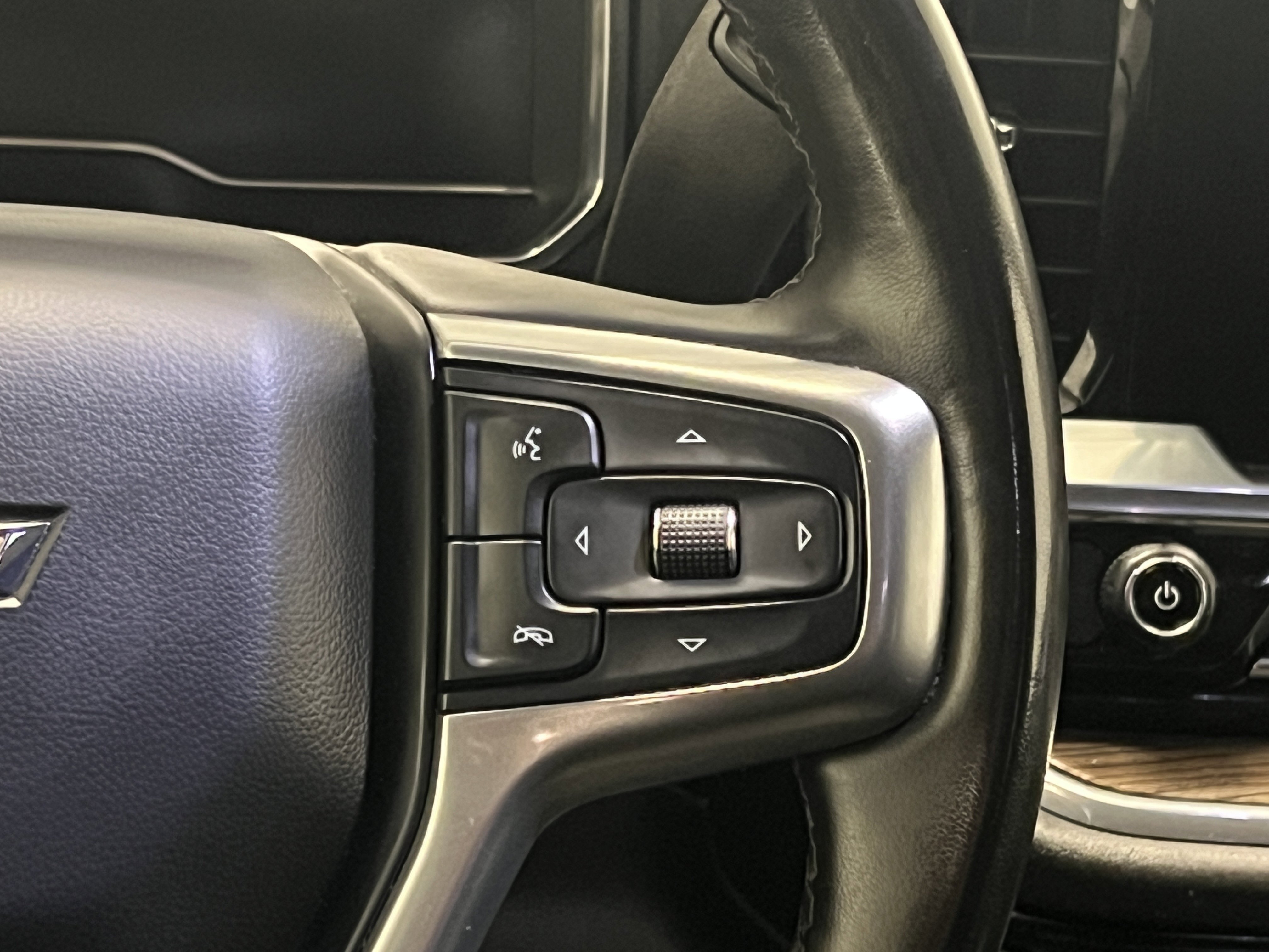 2024 Chevrolet Silverado 2500HD LT photo 17