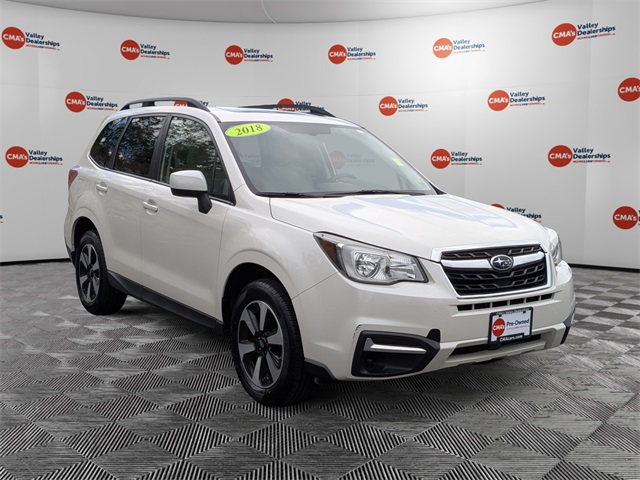 2018 Subaru Forester 2.5i Premium photo 3