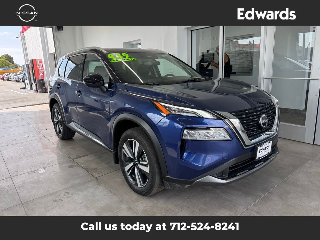 2023 Nissan Rogue SL photo 2