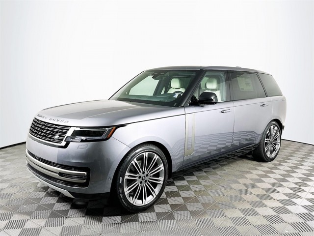 2025 Land Rover Range Rover SE