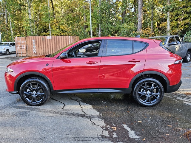 2024 Dodge Hornet GT photo 4