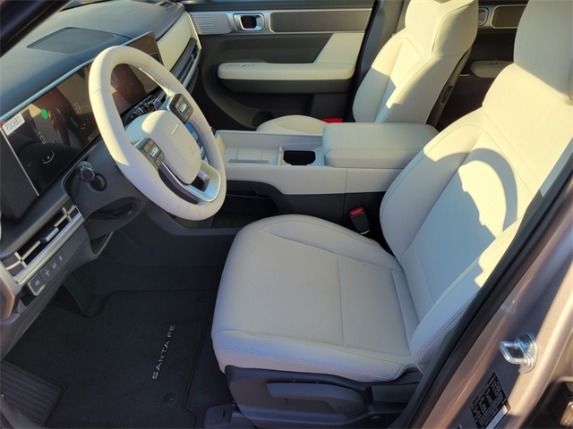 2026 Hyundai Santa Fe SE photo 4