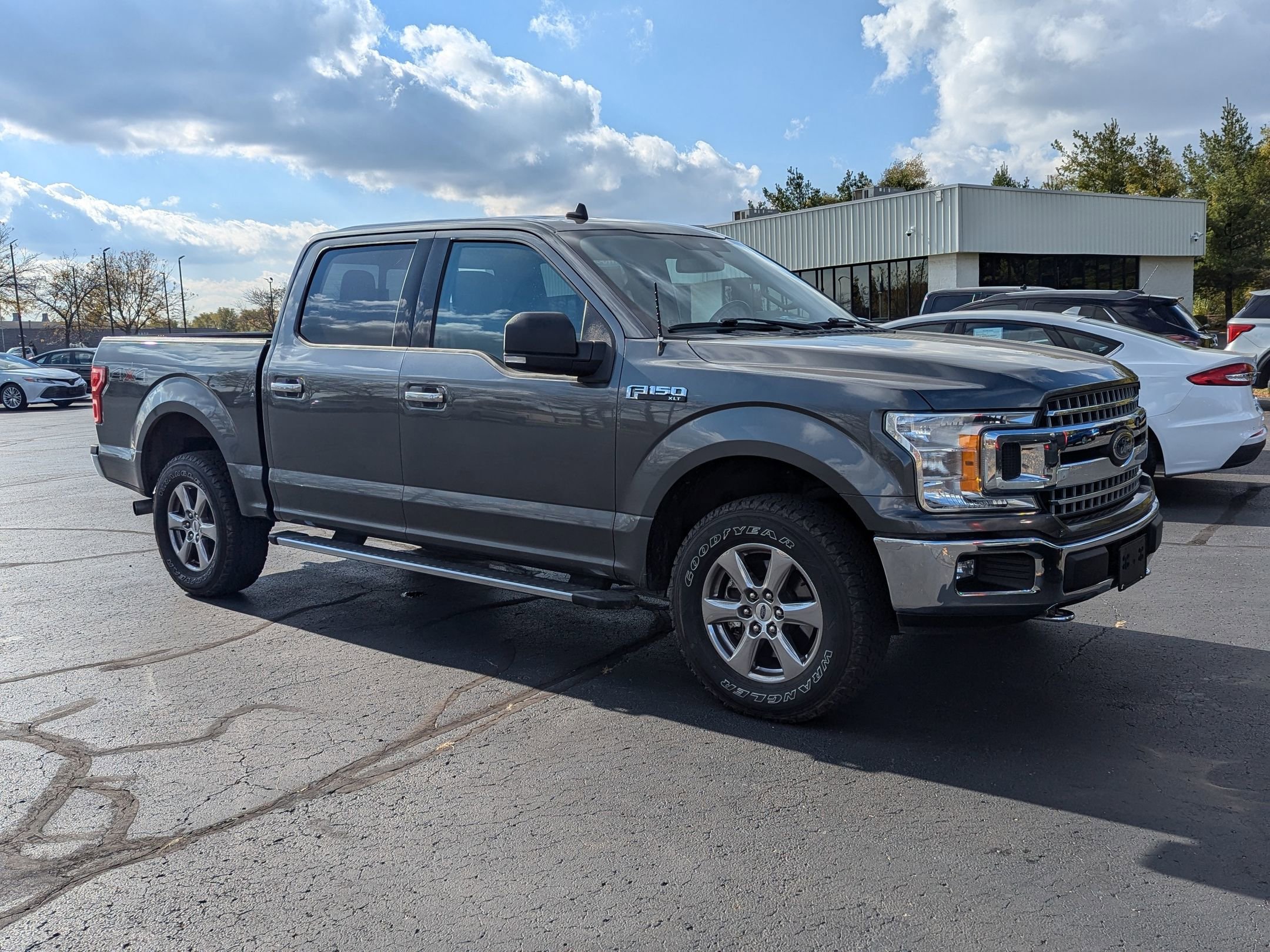 2019 Ford F-150 XLT photo 4