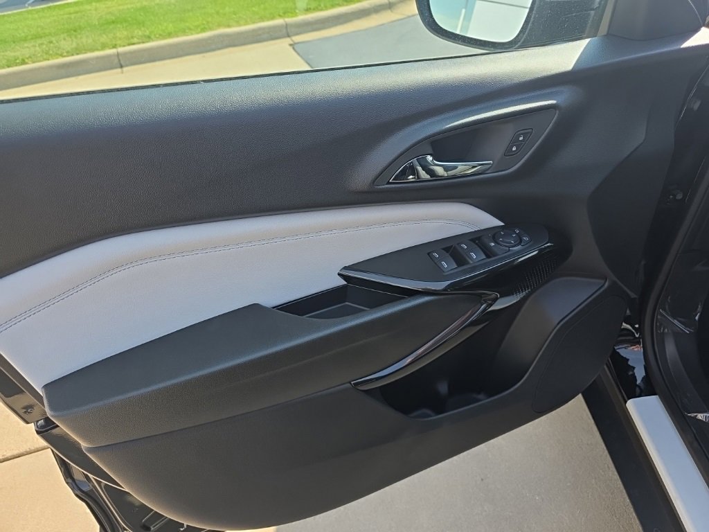 2026 Chevrolet Trax LT photo 10