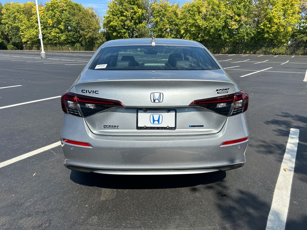 2026 Honda Civic Hybrid Sport Touring photo 4
