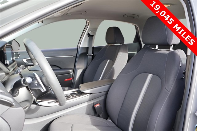 2023 Hyundai Sonata Hybrid Blue photo 4