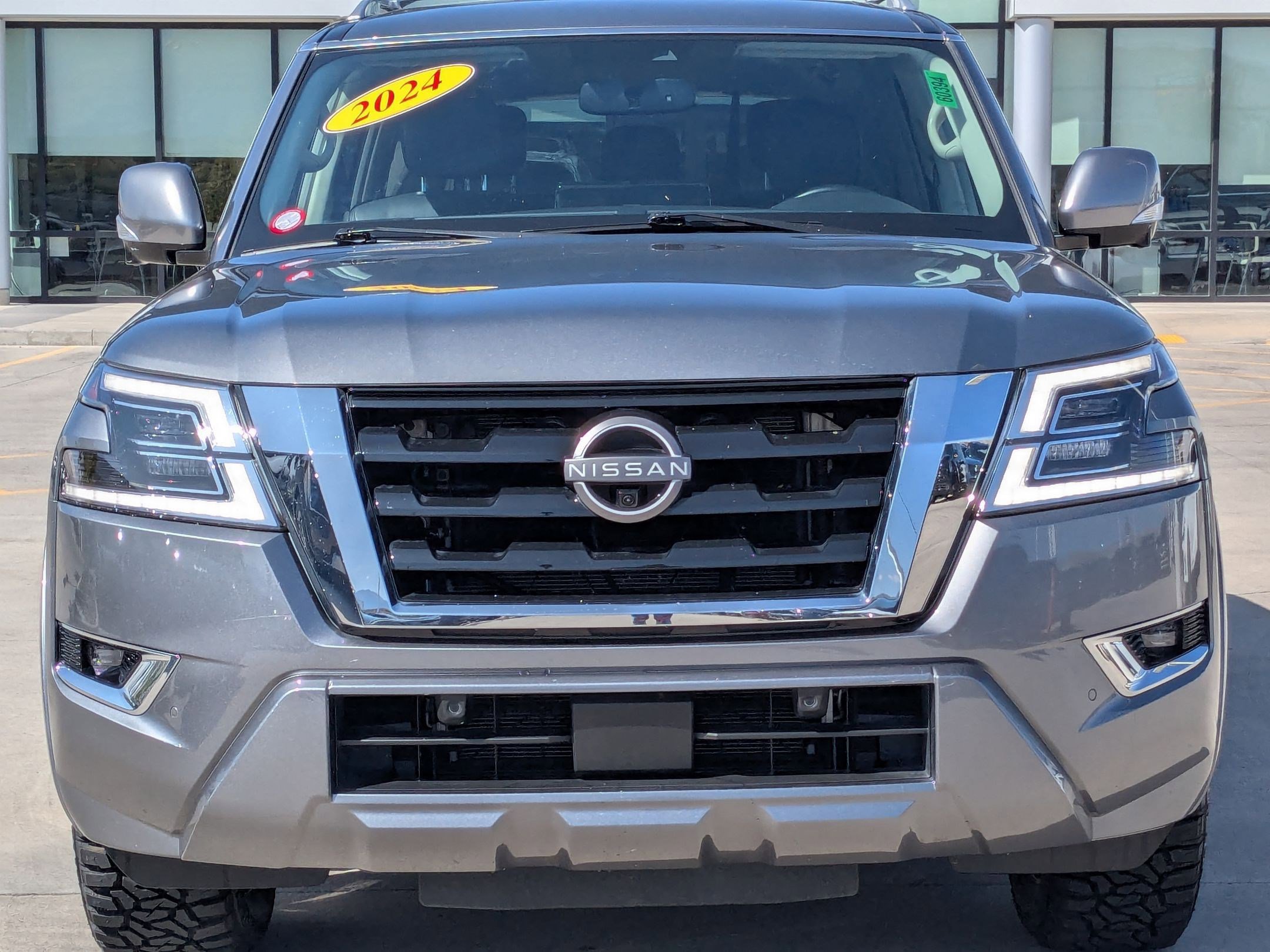 2024 Nissan Armada SL photo 9