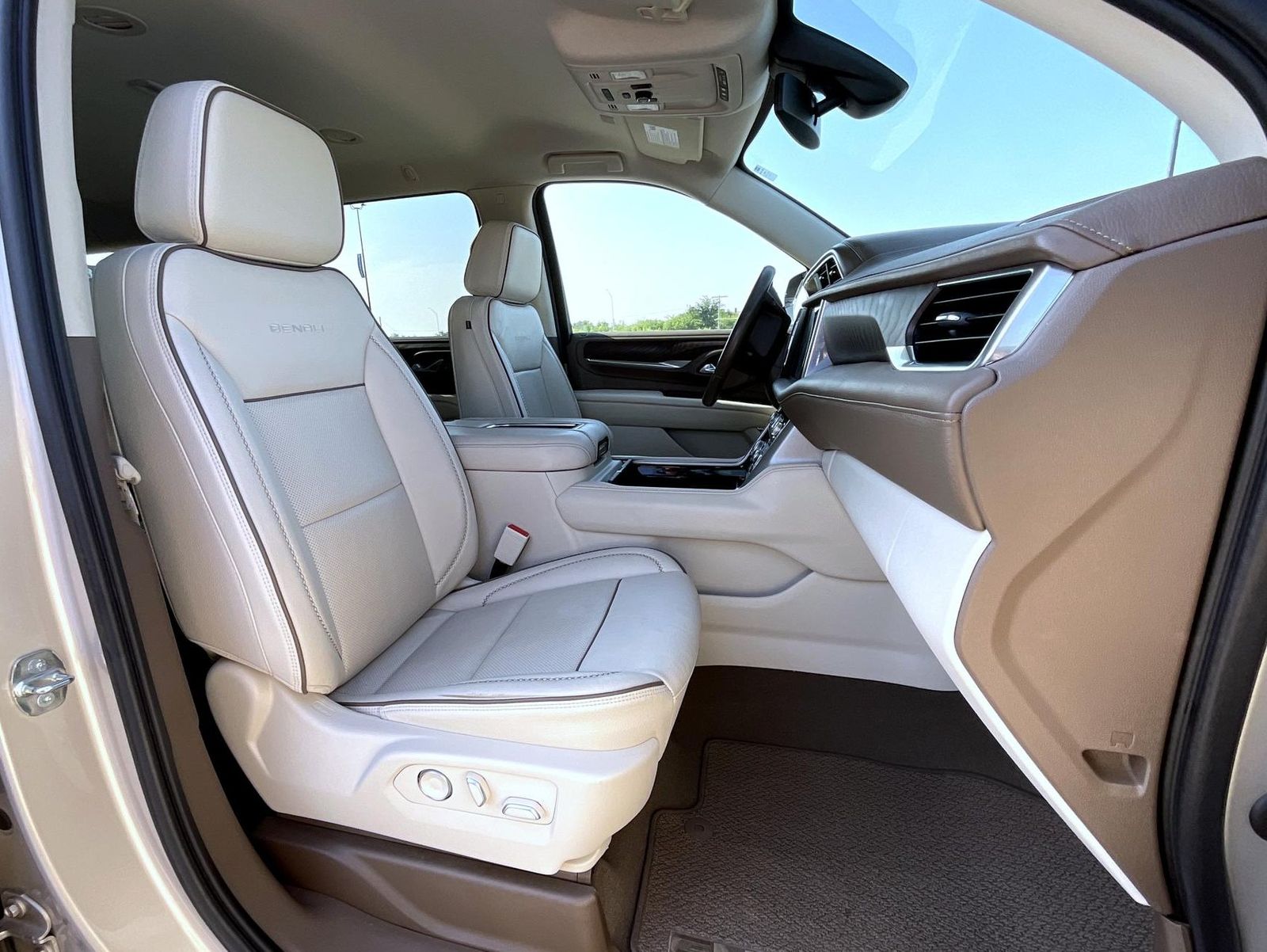 2021 Gmc Yukon XL Denali photo 13