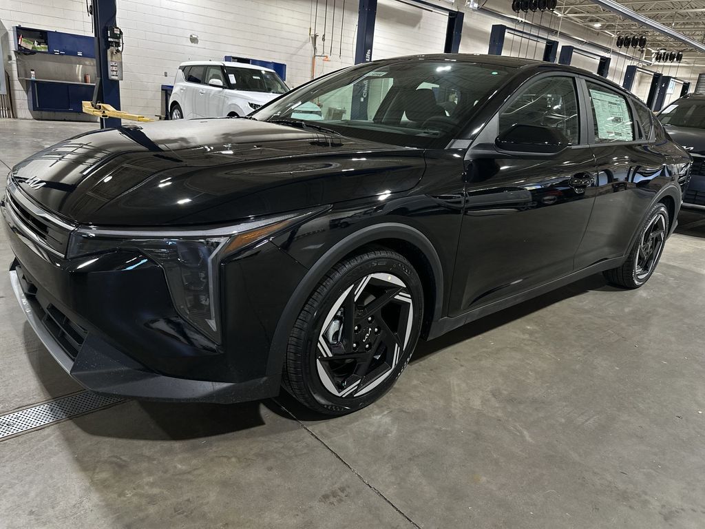 2025 Kia K4 EX photo 4