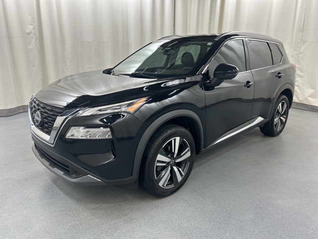 2023 Nissan Rogue SL photo 2