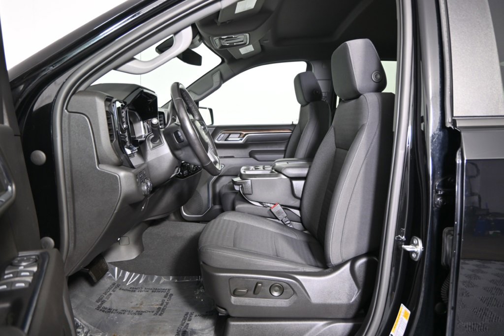2022 Chevrolet Silverado 1500 RST photo 19