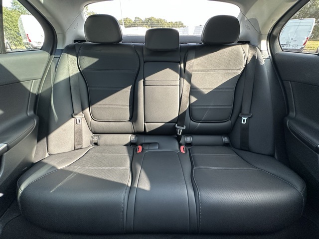 2023 Mercedes Benz C 300 4MATIC photo 12