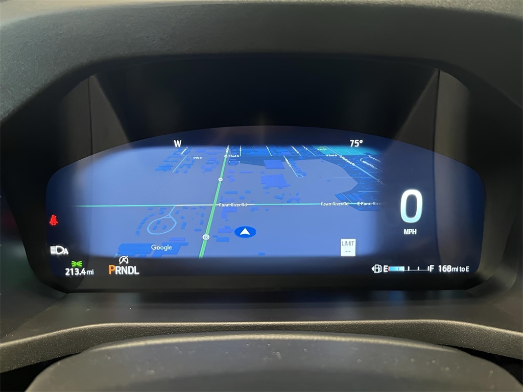 2025 Ford Explorer photo 22