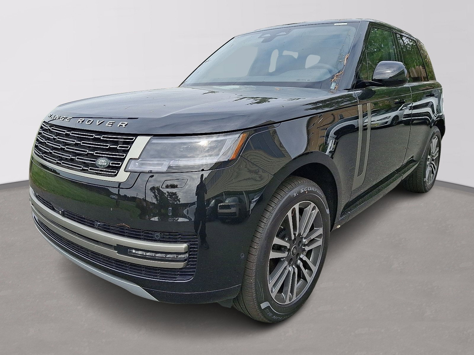 2025 Land Rover Range Rover SE's photo