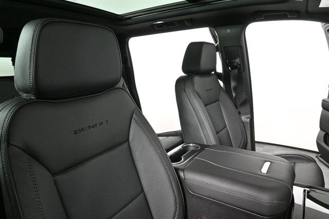 2026 Gmc Yukon XL Denali photo 19