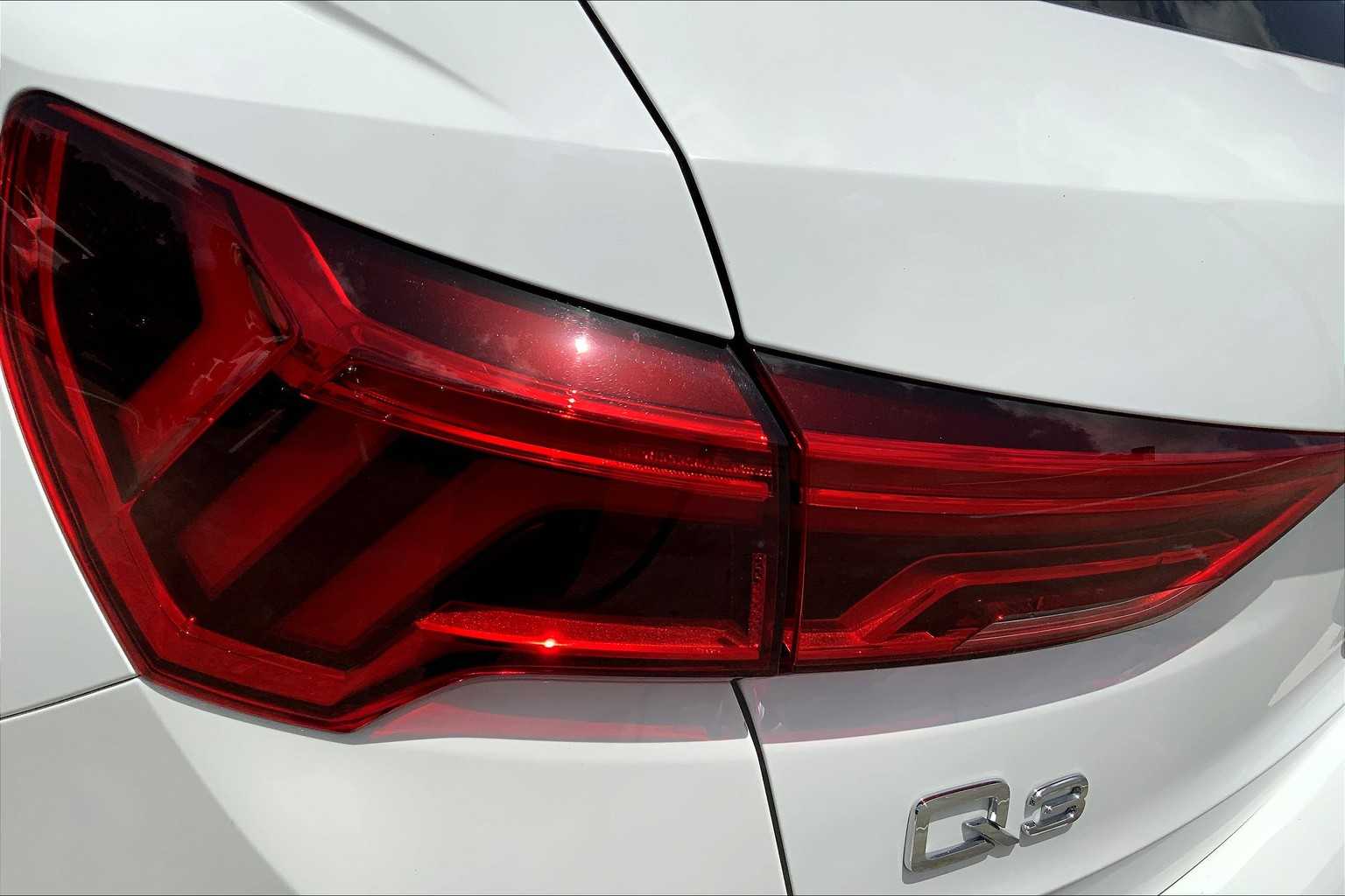 2023 Audi Q3 S line Premium photo 26