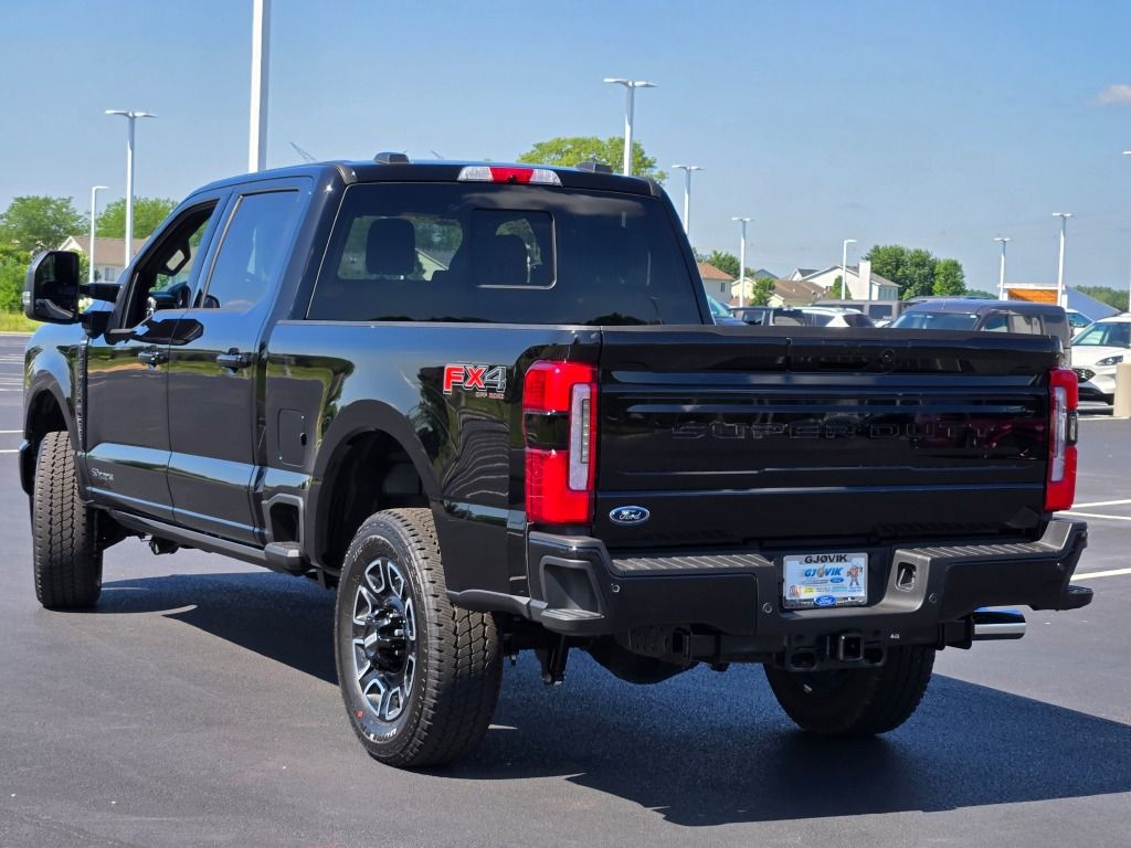 2025 Ford F-250 Platinum photo 14