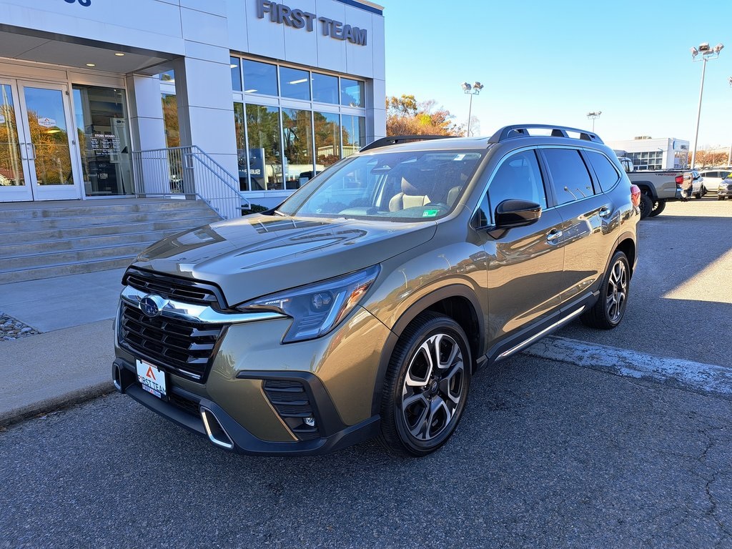 2024 Subaru Ascent Touring photo 2
