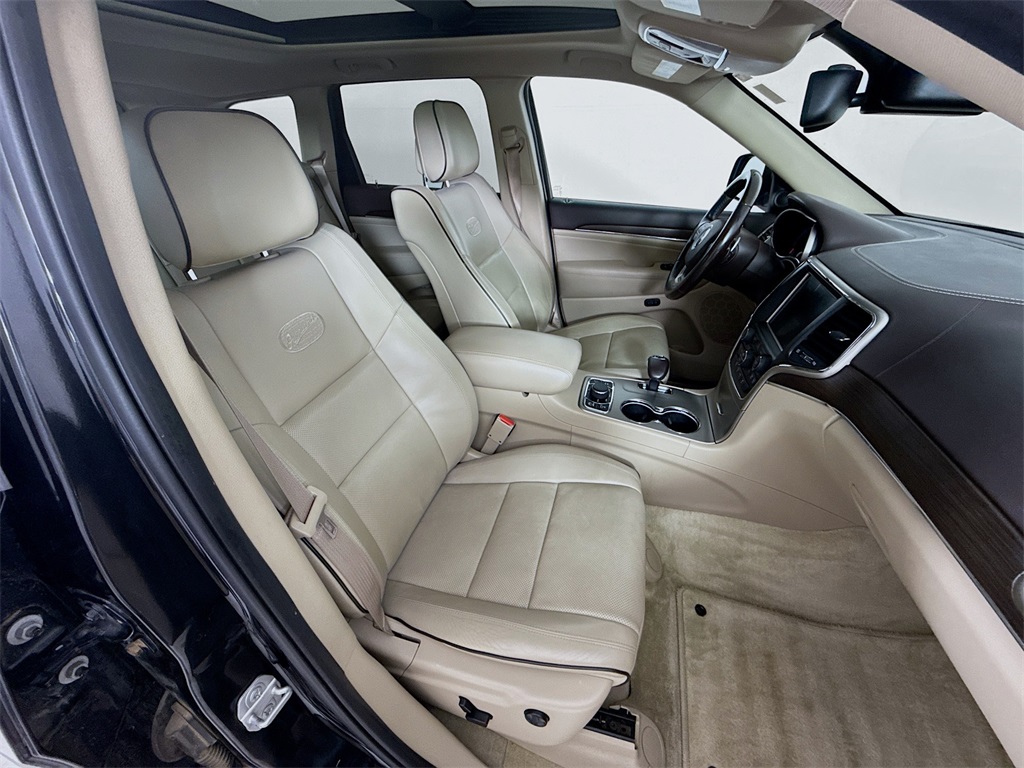 2015 Jeep Grand Cherokee Overland photo 27