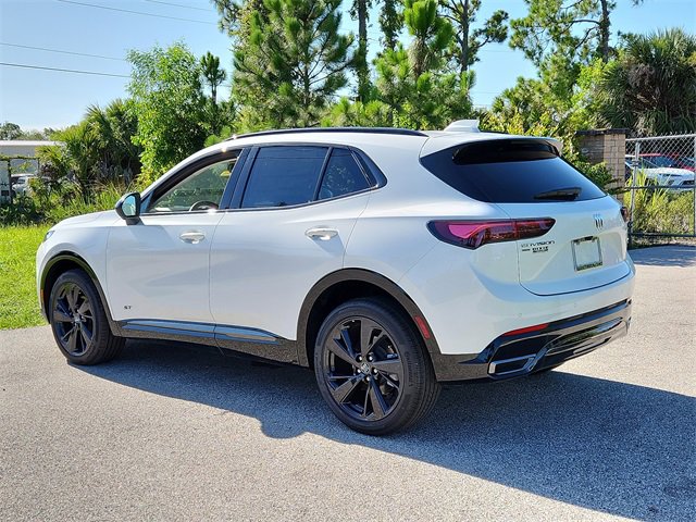 2025 Buick Envision Sport Touring photo 3
