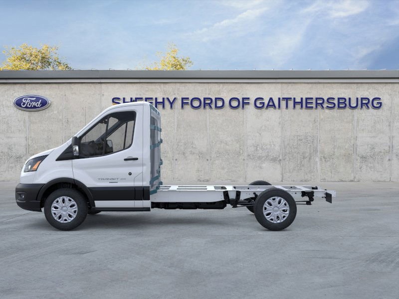 2025 Ford Transit photo 3