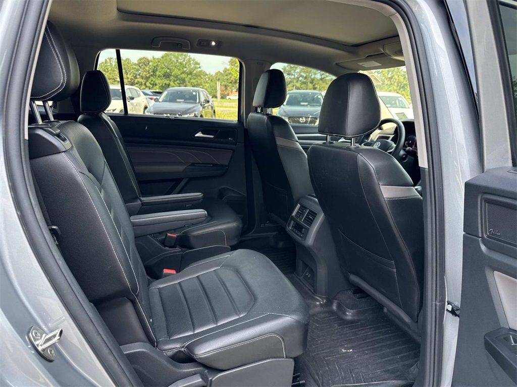 2021 Volkswagen Atlas SEL Premium R-Line photo 8