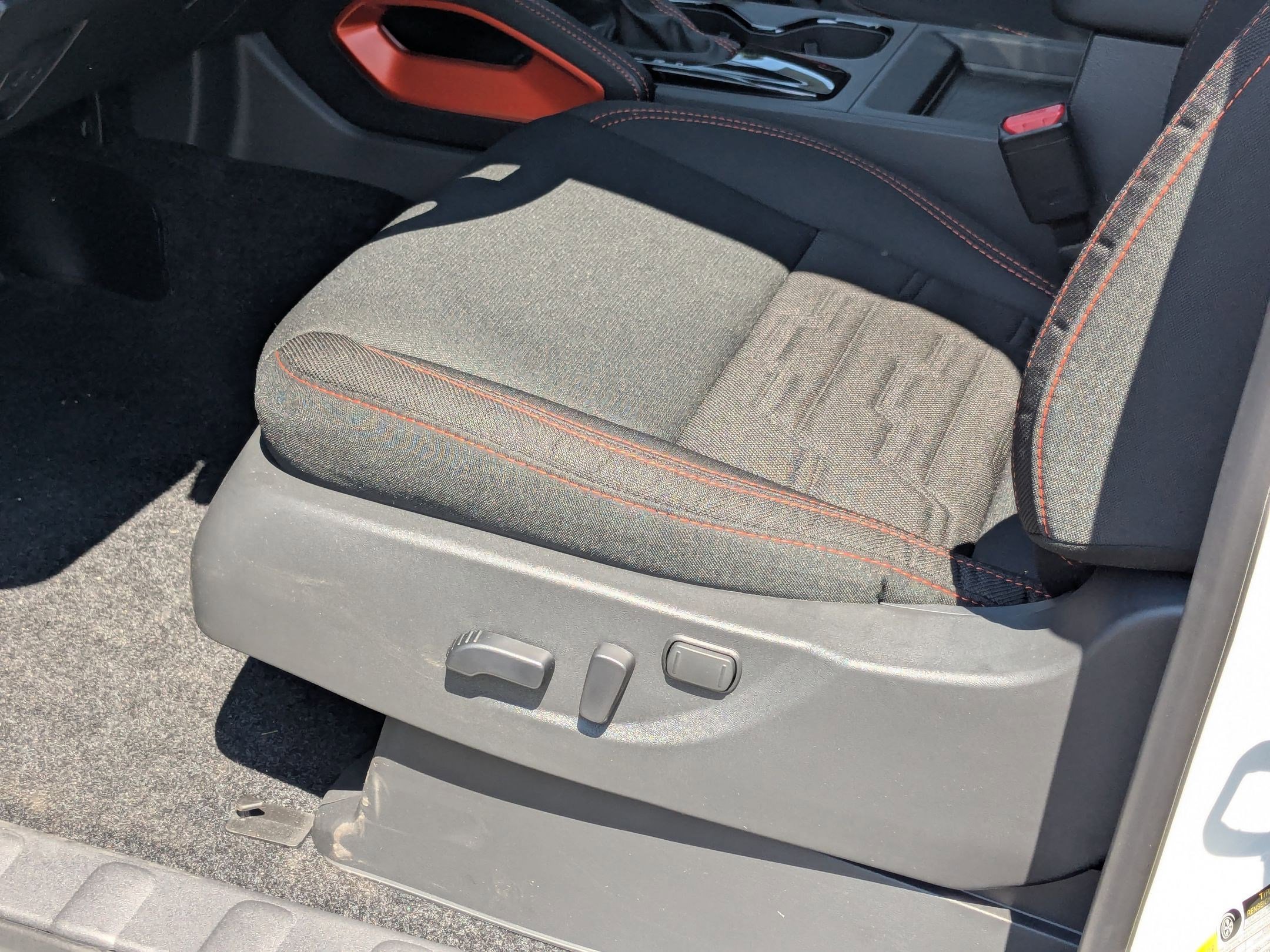 2025 Nissan Frontier PRO-4X photo 4