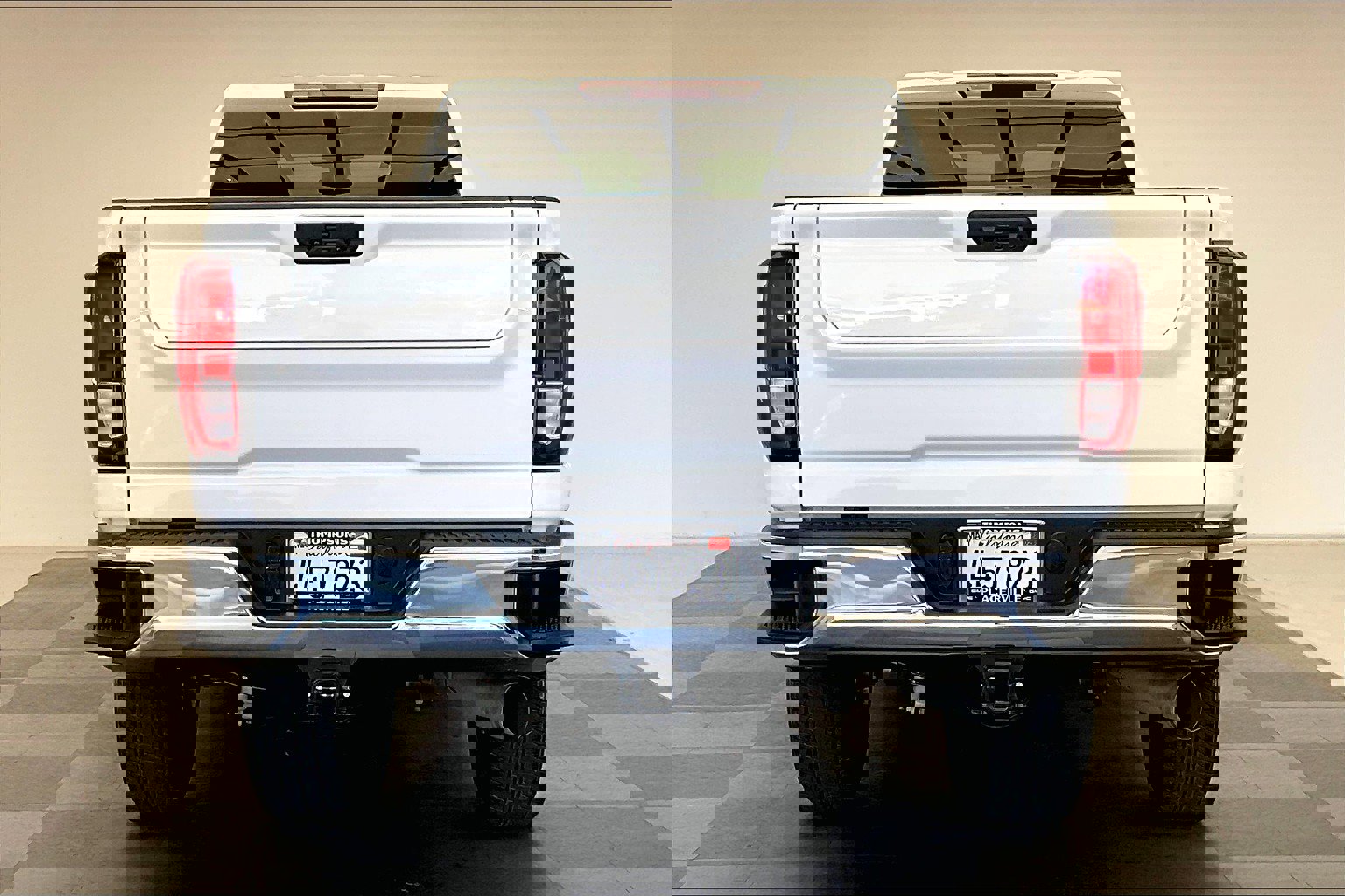 2024 Gmc Sierra 2500 HD SLE photo 3