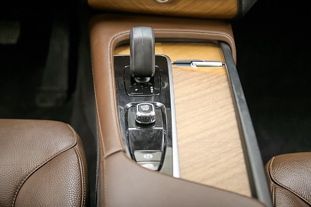 2024 VOLVO XC90 - Image 30