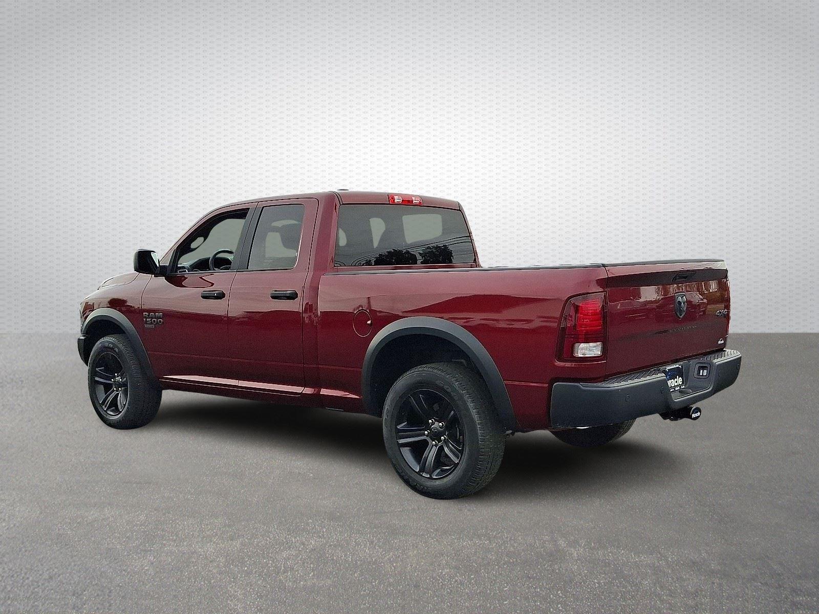 2022 Ram 1500 Classic Warlock photo 3