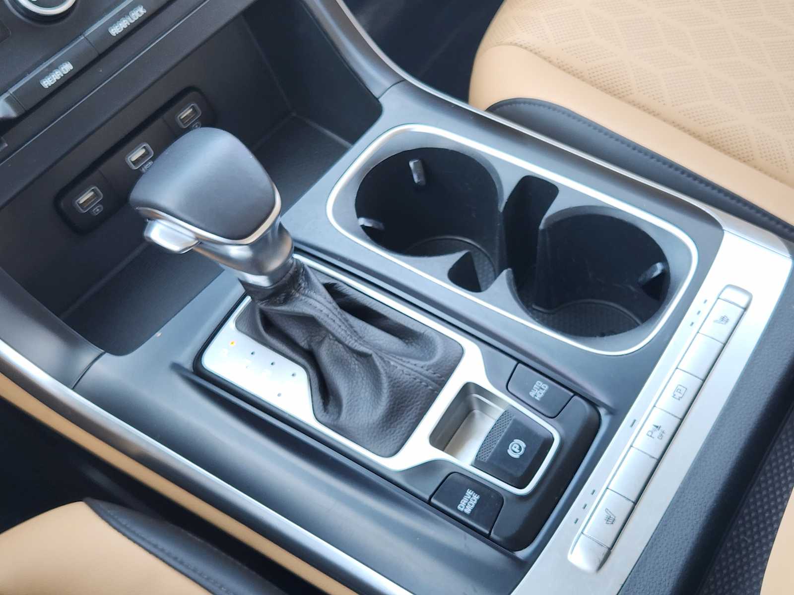 2022 Kia Carnival LXS photo 18