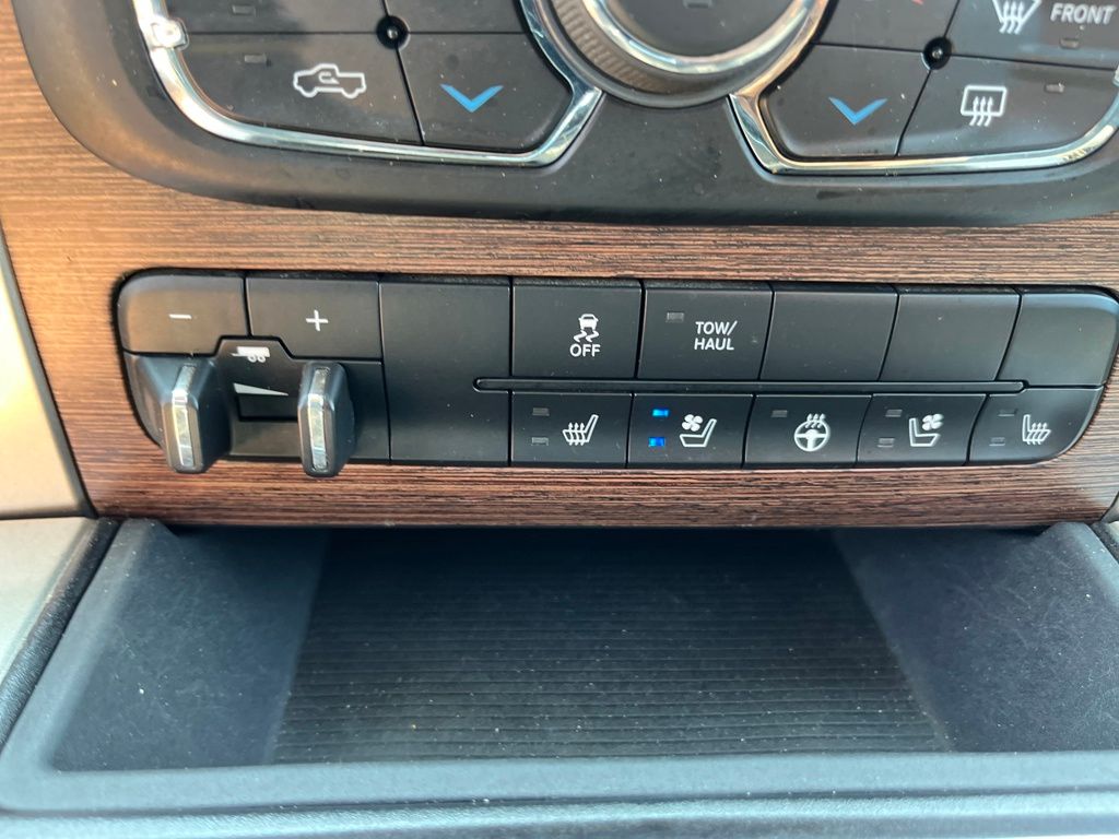 2018 Ram 1500 Laramie photo 21