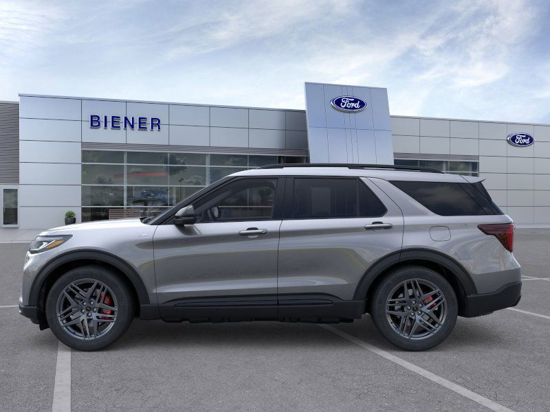 2025 Ford Explorer ST-Line photo 2