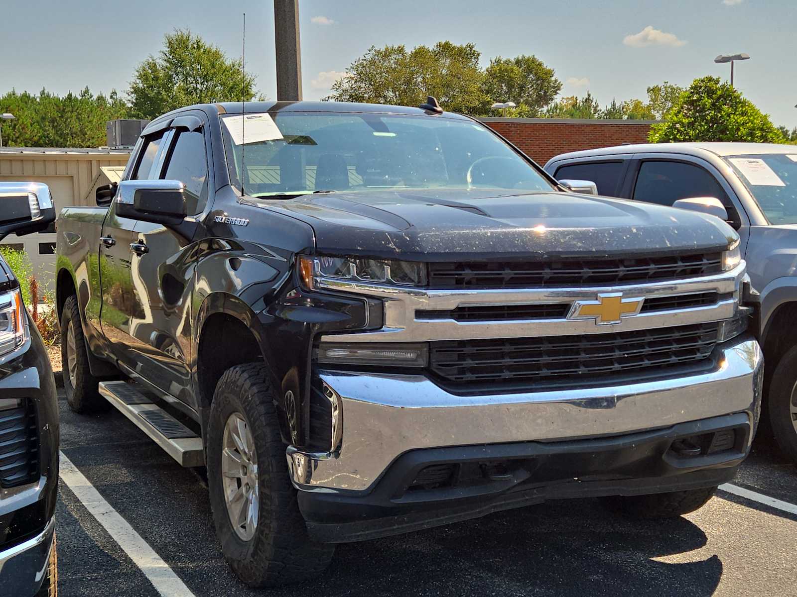 Pre-Owned 2020 Chevrolet Silverado 1500 LT Extended Cab Pickup in