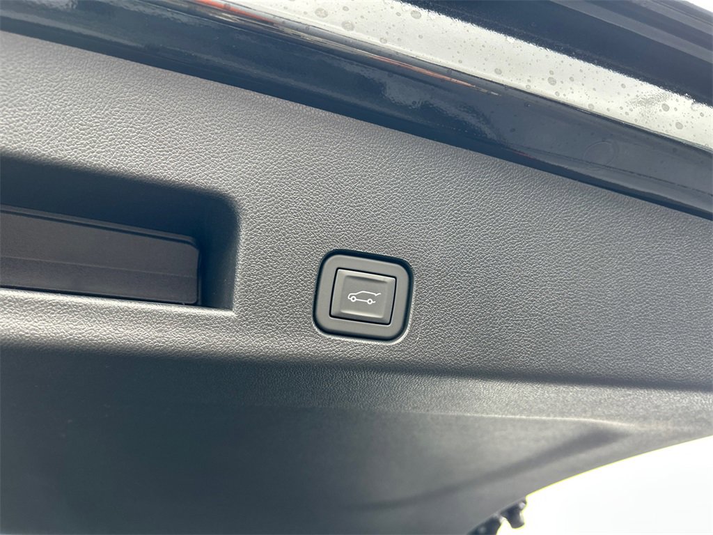 2026 GMC ACADIA - Image 35