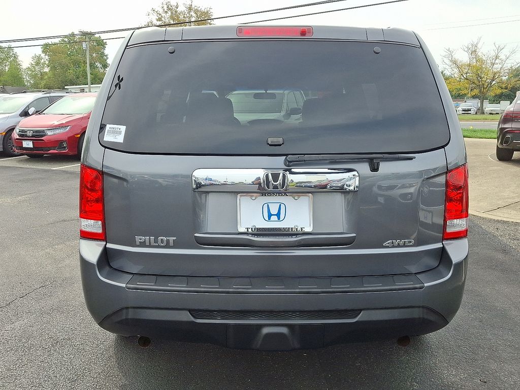 2012 Honda Pilot LX photo 5