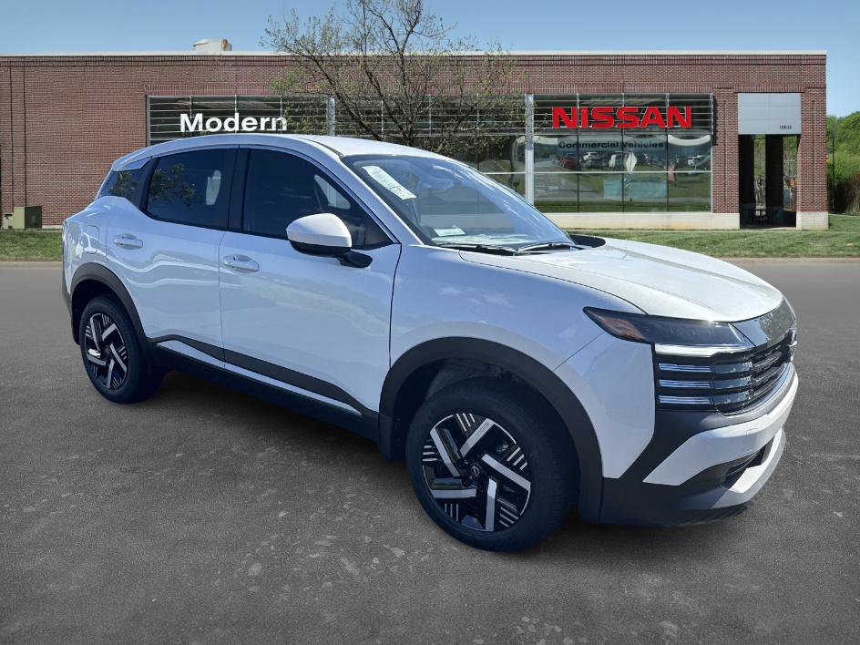 2025 Nissan Kicks SV photo 4