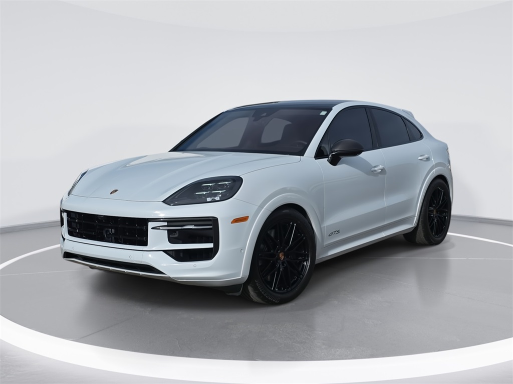 2025 Porsche Cayenne Coup GTS's photo