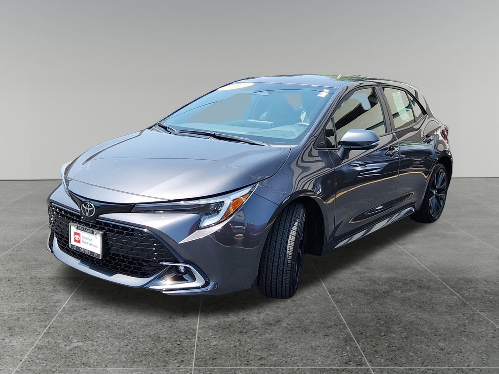 2025 Toyota Corolla XSE photo 3