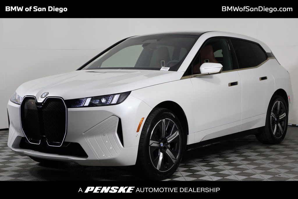 2026 BMW iX Base's photo