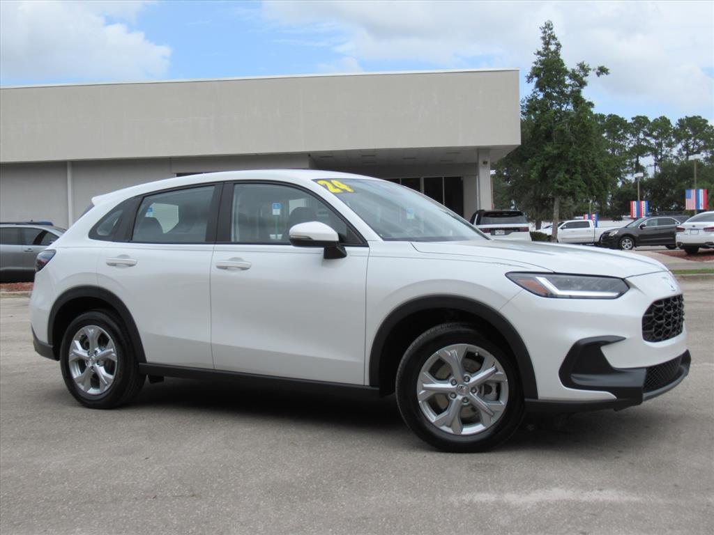 2024 Honda HR-V LX photo 2
