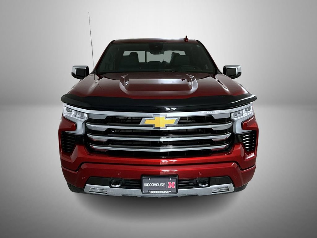 2024 Chevrolet Silverado 1500 High Country photo 2