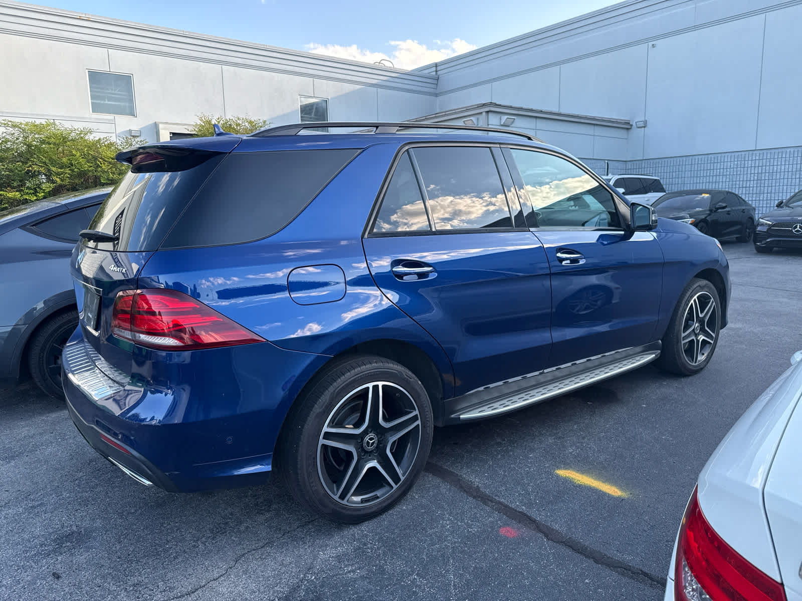 2018 Mercedes Benz GLE 350 4MATIC photo 2