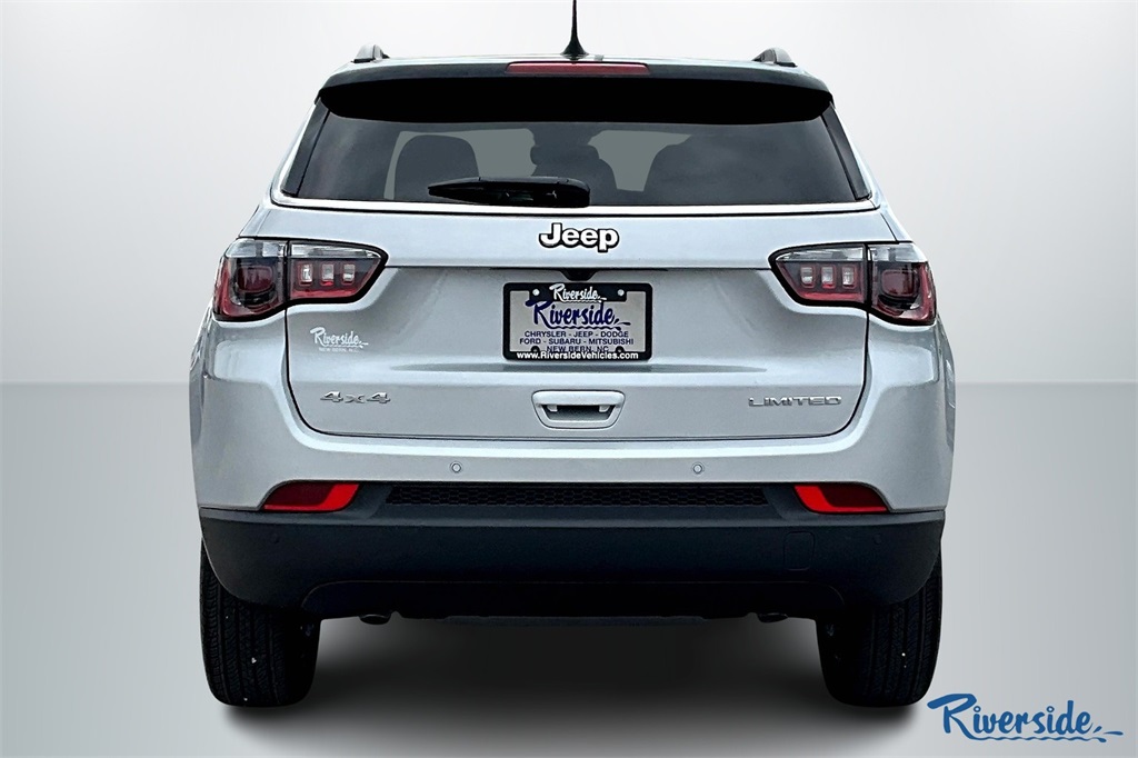 2026 Jeep Compass Limited photo 4