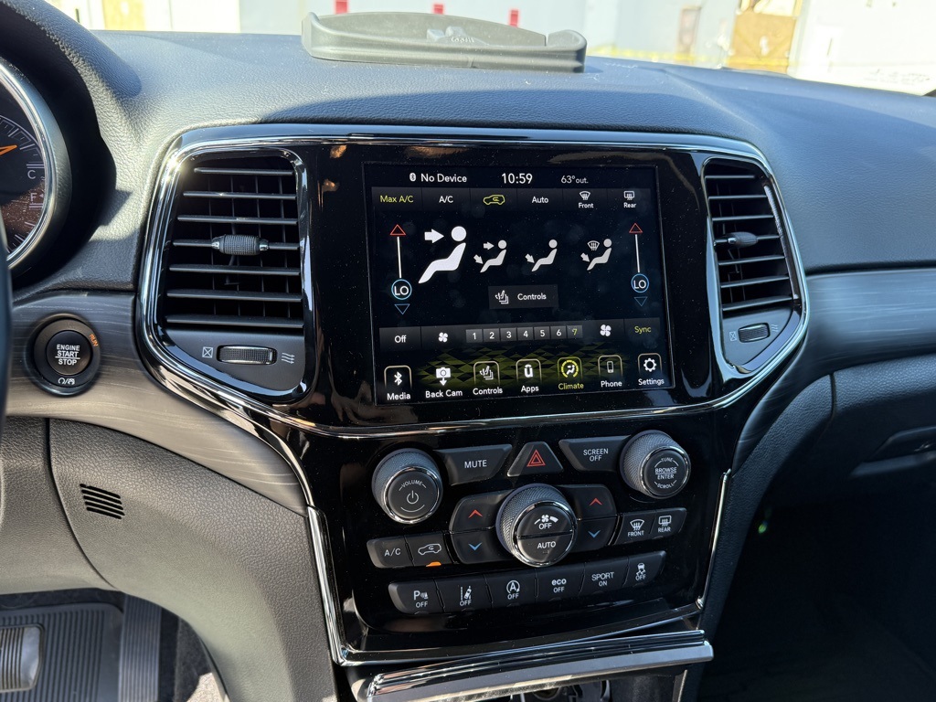 2021 Jeep Grand Cherokee Laredo X photo 19