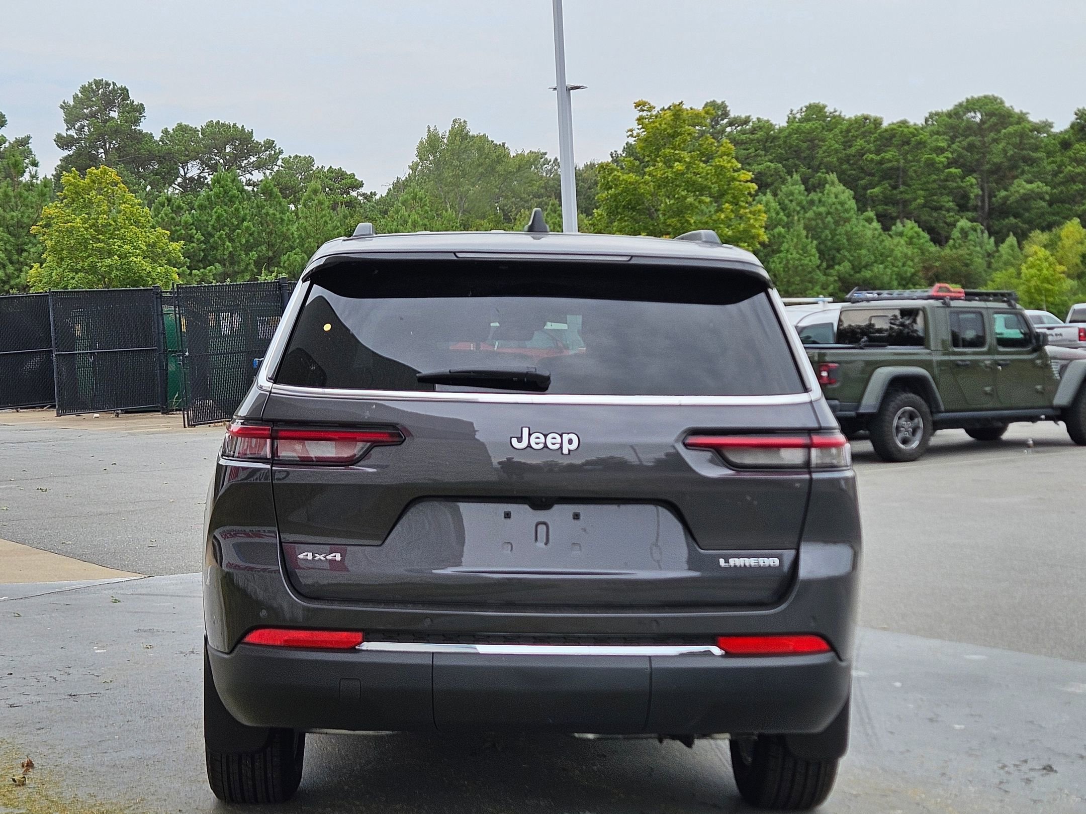 2025 Jeep Grand Cherokee Laredo X photo 6